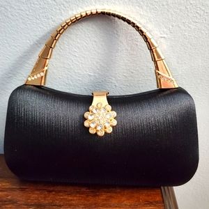 Wedding clutch for women